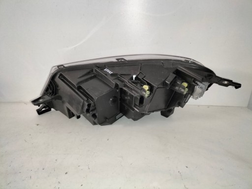 LAMPA FAR PREDNJA DESNA STRANA CITROEN JUMPY IV 24- FULL LED VISION