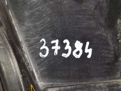 LAMPA FAR PREDNJA LIJEVA STRANA MERCEDES CLC CL203 07-11 C KLASA W204 BIXENON