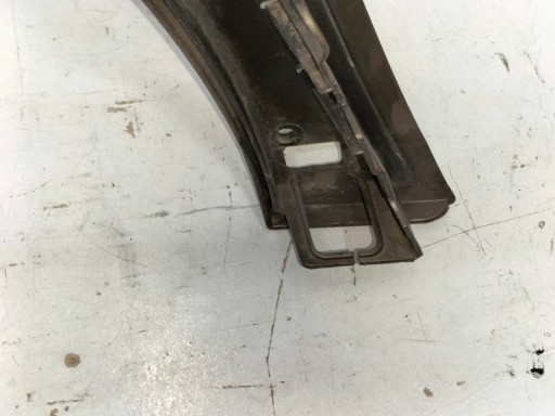 BLATOBRAN ZADNJI LIJEVA STRANA BMW I3 01 13-