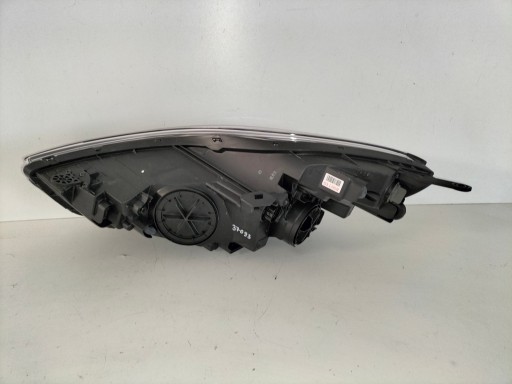 LAMPA FAR PREDNJA DESNA STRANA HYUNDAI IX20 10-15