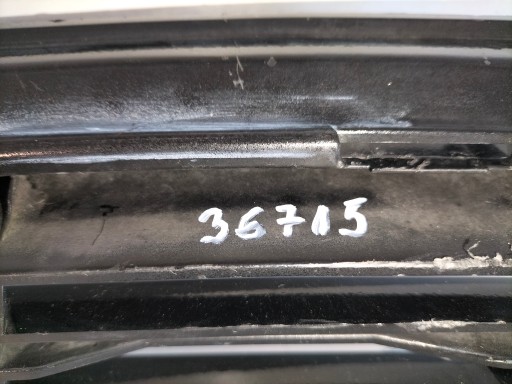 MASKA MREŽICA BRANIKA PREDNJA STARIRANA SREDNJA FORD FIESTARIA MK7 REDIZAJN 13-17 STARI MASKA MREŽICA BRANIKA PREDNJA STARIRANA SREDNJA FORD FIESTARIA MK7 REDIZAJN 13-17 STARI