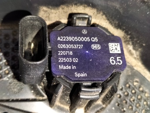 MASKA MREŽICA BRANIKA PREDNJA STRANA DESNA MERCEDES CLS C257 18- AMG