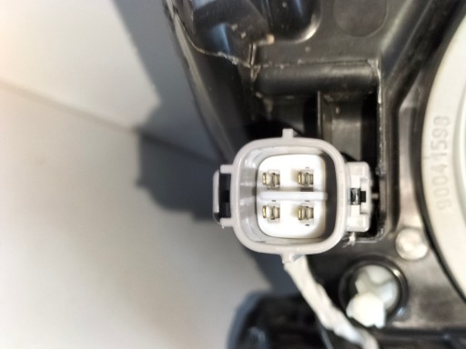 LAMPA FAR PREDNJA LIJEVA STRANA PEUGEOT 108 14-
