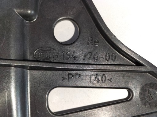 NOSAČ ISPOD LAMPE FAROVI PREDNJA STRANA DESNA CITROEN C4 GRAND PICASSO I 06-13