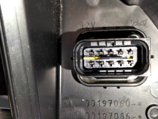 LAMPA FAR PREDNJA LIJEVA STRANA PEUGEOT EXPERT III 16- TRAVELLER