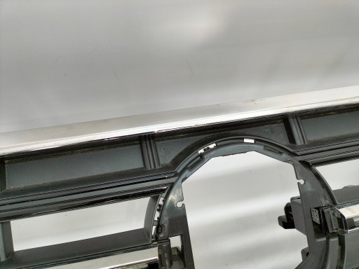 BRANIK PREDNJA STRANA VW TOUAREG III 760 REDIZAJN 23- R-LINE