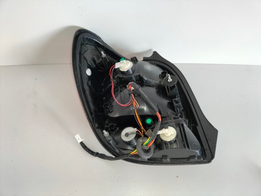 LAMPA FAR ZADNJA  ZADNJI DESNA STRANA CITROEN C1 II 14- Z WIĄZKĄ