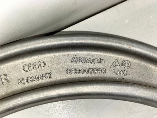 AMORTIZATOR RUKAVAC AMORTIZER CILINDAR VILICA DESNA STRANA AUDI A7 VW