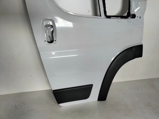 VRATA PREDNJA STRANA DESNA FIAT DUCATO BOXER JUMPER 06- VRATA PREDNJA STRANA DESNA FIAT DUCATO BOXER JUMPER 06-