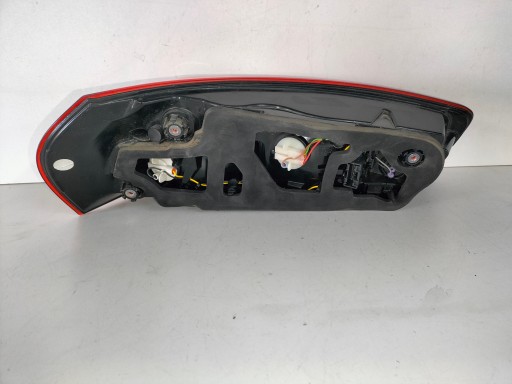 LAMPA FAR ZADNJA ZADNJI DESNA STRANA CITROEN C4 PICASSO II 13-16 LAMPA FAR ZADNJA ZADNJI DESNA STRANA CITROEN C4 PICASSO II 13-16