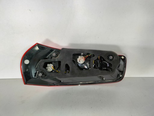 LAMPA FAR ZADNJA ZADNJI DESNA STRANA CITROEN C4 PICASSO II 13-16 LAMPA FAR ZADNJA ZADNJI DESNA STRANA CITROEN C4 PICASSO II 13-16