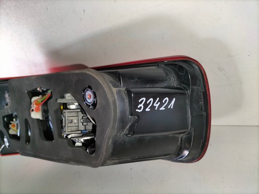 LAMPA FAR ZADNJA ZADNJI DESNA STRANA CITROEN C4 PICASSO II 13-16 LAMPA FAR ZADNJA ZADNJI DESNA STRANA CITROEN C4 PICASSO II 13-16