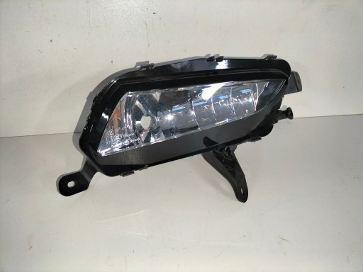 MAGLENKA LAMPA FAR DESNA STRANA OPEL ZAFIRA C REDIZAJN 16- ASTRA K 15-