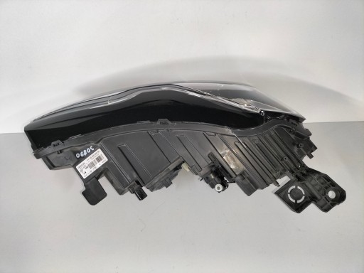 LAMPA FAR PREDNJA DESNA STRANA CITROEN DS3 CROSSBACK 19-