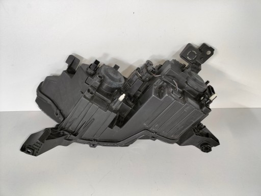 LAMPA FAR PREDNJA DESNA STRANA CITROEN DS3 CROSSBACK 19-