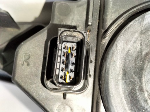 LAMPA FAR PREDNJA DESNA STRANA CITROEN DS3 CROSSBACK 19-