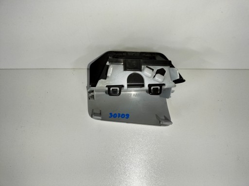 POKLOPAC OTVORA VUČE BRANIKA PREDNJA STRANA MERCEDES CLS C257 18-