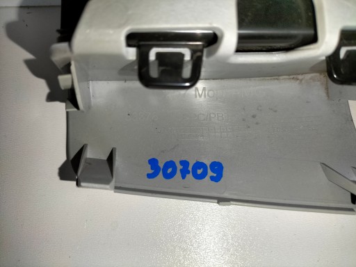 POKLOPAC OTVORA VUČE BRANIKA PREDNJA STRANA MERCEDES CLS C257 18-