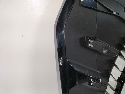 BLATOBRAN PREDNJA STRANA LIJEVA VANJSKI BMW Z4 G29 18-