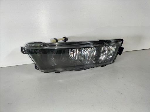 MAGLENKA LAMPA FAR LIJEVA STRANA SKODA RAPID 12-17 LED MAGLENKA LAMPA FAR LIJEVA STRANA SKODA RAPID 12-17 LED