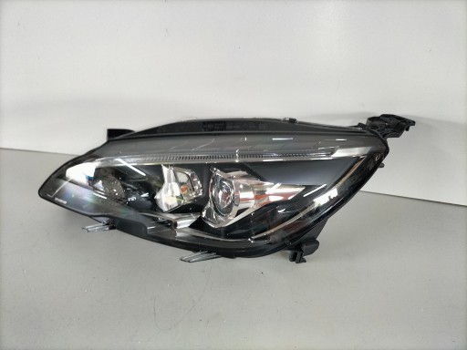 LAMPA FAR PREDNJA LIJEVA STRANA PEUGEOT 308 II T9 REDIZAJN 17-21 LAMPA FAR PREDNJA LIJEVA STRANA PEUGEOT 308 II T9 REDIZAJN 17-21