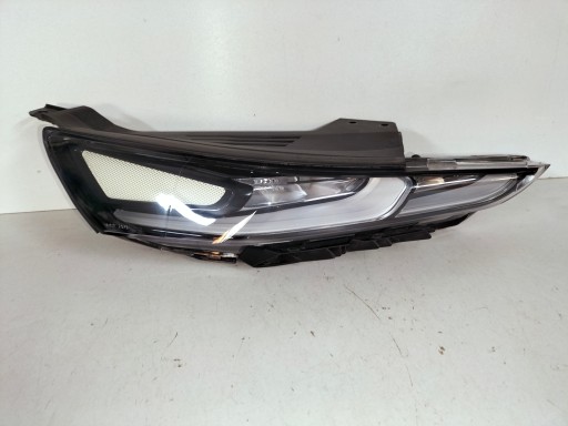 LAMPA FAR PREDNJA DESNA STRANA HYUNDAI SANTA FE 4 IV 18-