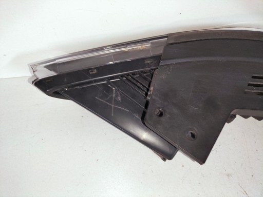 LAMPA FAR PREDNJA DESNA STRANA HYUNDAI SANTA FE 4 IV 18-