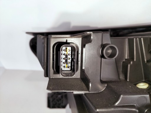 LAMPA FAR PREDNJA DESNA STRANA OPEL MOKKA II B 20- LUX LAMPA FAR PREDNJA DESNA STRANA OPEL MOKKA II B 20- LUX