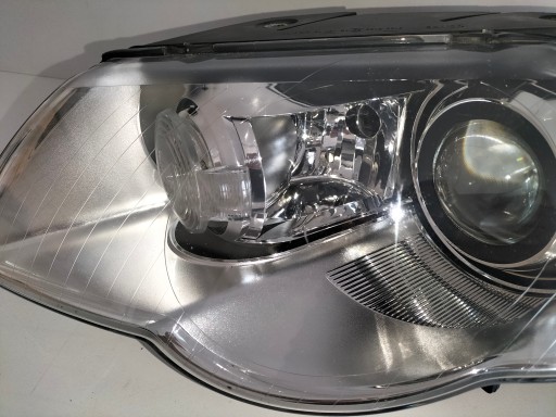 LAMPA FAR PREDNJA LIJEVA STRANA VW PASSAT B6 3C0 05-07 XENON LAMPA FAR PREDNJA LIJEVA STRANA VW PASSAT B6 3C0 05-07 XENON