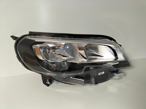 LAMPA FAR PREDNJA DESNA STRANA PEUGEOT EXPERT III 16-