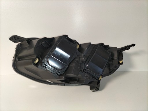 LAMPA FAR PREDNJA DESNA STRANA PEUGEOT EXPERT III 16-