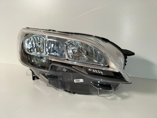 LAMPA FAR PREDNJA DESNA STRANA PEUGEOT EXPERT III 16-