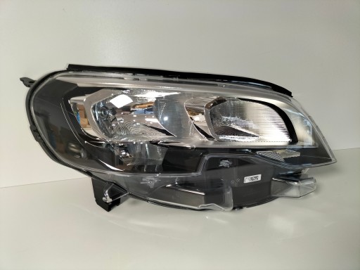 LAMPA FAR PREDNJA DESNA STRANA PEUGEOT EXPERT III 16-