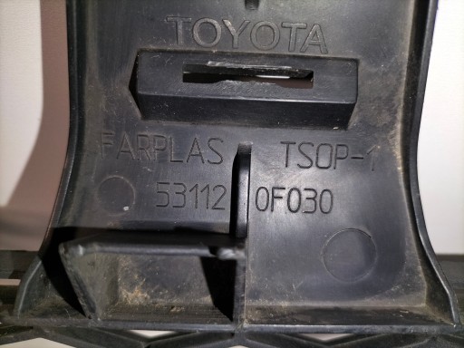 MASKA MREŽICA BRANIKA PREDNJEG PREDNJA STRANA TOYOTA COROLLA VERSO II REDIZAJN 07-09