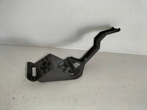 NOSAČ W BRANIKA PREDNJA STRANA DESNA FORD RANGER 6 VI 22-