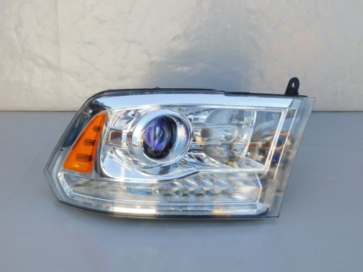 DODGE RAM 13- FAR DESNA STRANA