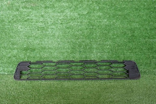 SUBARU OUTBACK VI 21- MREŽICA SREDNJA BRANIKA