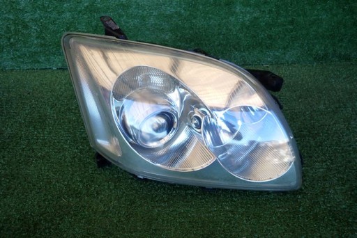 TOYOTA AVENSIS T25 03- FAR DESNA STRANA LAMPA