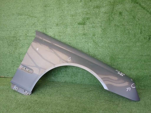 MERCEDES W209 209 CLK BLATOBRAN DESNA STRANA PREDNJA