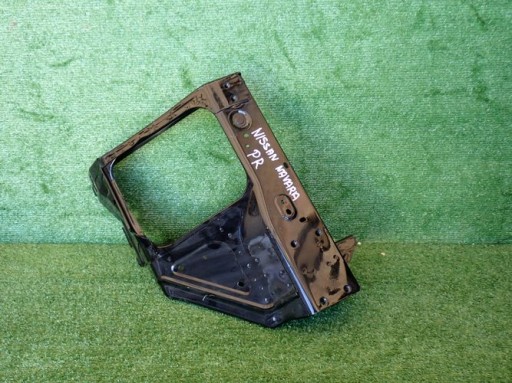 NISSAN NAVARA NP300 NOSAČ DESNA STRANA