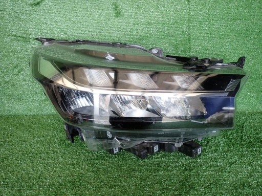 SUZUKI SX4 S-CROSS FULL LED 21- FAR DESNA STRANA LAMPA