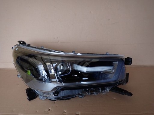 TOYOTA HILUX VIII 8 FULL LED 20- FAR DESNA STRANA LAMPA 81110-YP431