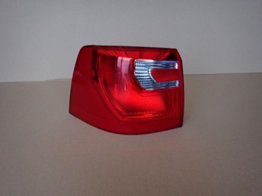 SEAT ALHAMBRA 10-15 LAMPA FAR LIJEVA STRANA ZADNJA  ZADNJI 7N5945095H