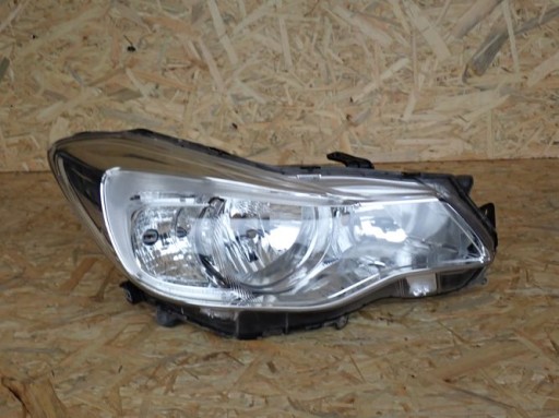 SUBARU XV 11- FAR DESNA STRANA LAMPA