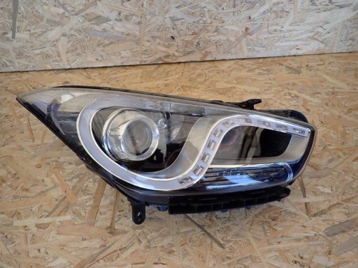 HYUNDAI I40 12- FAR DESNA STRANA LAMPA 92102-3Z330