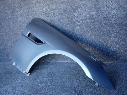 MERCEDES W172 172 SLK BLATOBRAN DESNA STRANA PREDNJA PO OŠTEĆENO OD TUČE