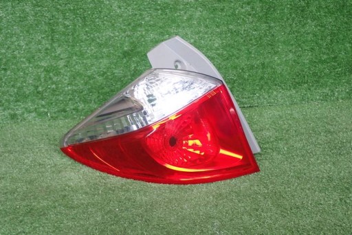 TOYOTA VERSO S 10- LAMPA FAR LIJEVA STRANA ZADNJA  ZADNJI