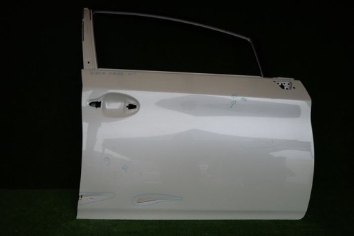 TOYOTA PRIUS 09-16 VRATA DESNA  PREDNJA STRANA