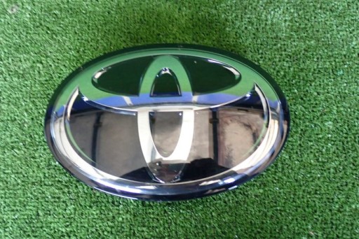 TOYOTA HILUX VIII LAND CRUISER ZNAK STAKLENI LOGO 90975-A2014