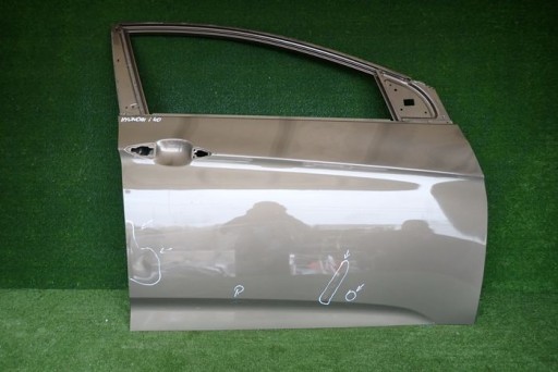 HYUNDAI I40 11- VRATA DESNA  PREDNJA STRANA